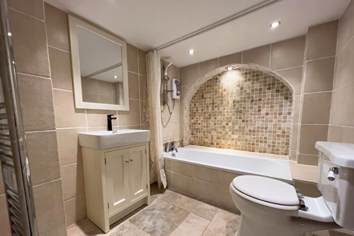 1 Bedroom Flat For Sale In Flat, The Abbey, Ashurst Wood, East Grinstead, West Sussex, RH19