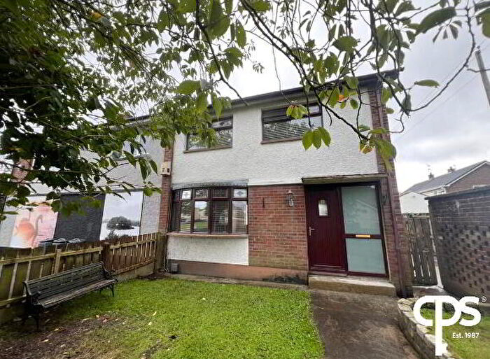 3 Bedroom Semi-Detached House For Sale In Parkmore Drive, Derry / Londonderry, BT47