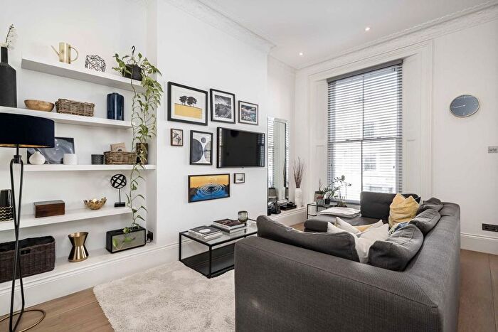 1 Bedroom Flat To Rent In Westbourne Park Road, Notting Hill, W11