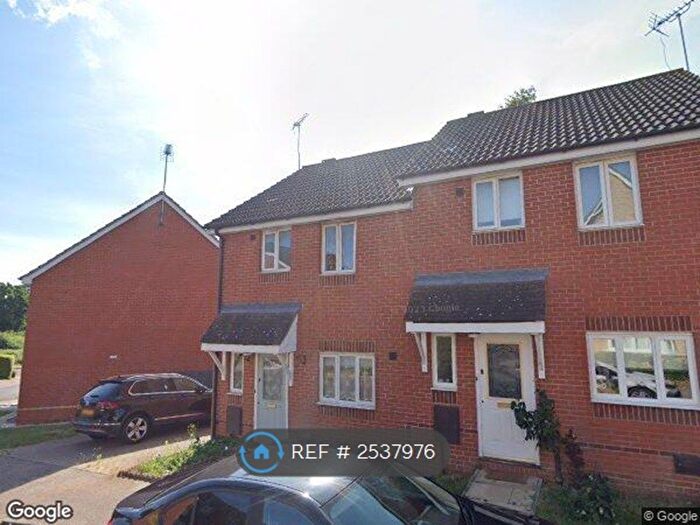 3 Bedroom Semi-Detached House To Rent In Lacewing Close, Pinewood, Ipswich, IP8