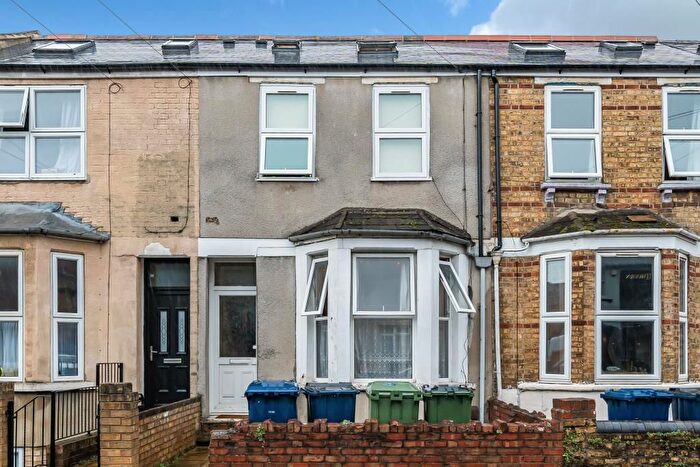 5 Bedroom Terraced House To Rent In James Street, Student Bedroom, OX4