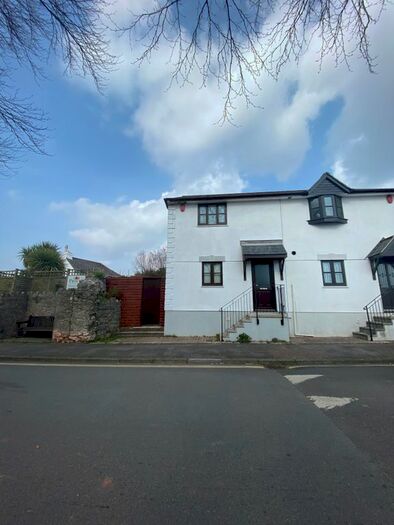 3 Bedroom End Of Terrace House To Rent In Rose Hill Close, Newton Abbot, TQ12