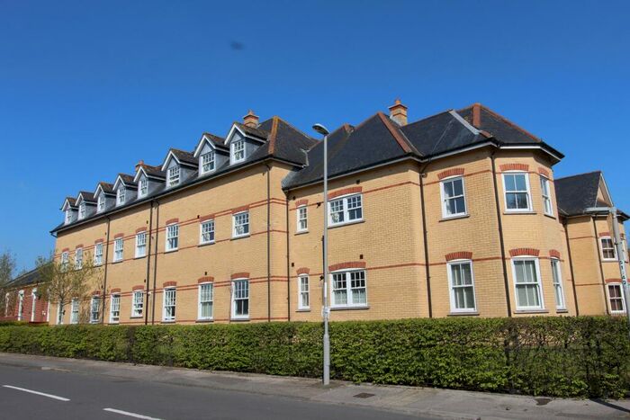 2 Bedroom Flat To Rent In Osterley Court, Clarence Place, Christchurch, BH23