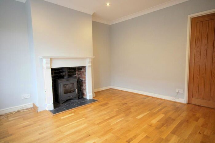 2 Bedroom Terraced House To Rent In Prospect Place, Newbury, RG14