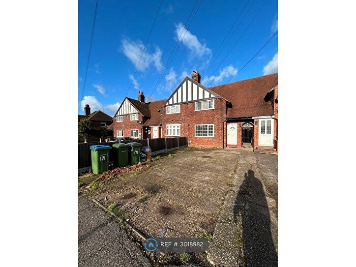 3 Bedroom Semi-Detached House To Rent In Eltham Palace Road, London, SE9