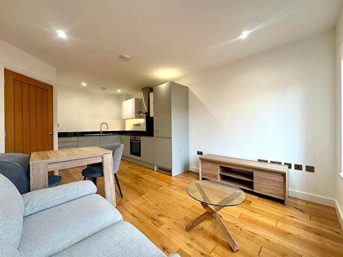 1 Bedroom Apartment To Rent In Camden Street, Birmingham, B1