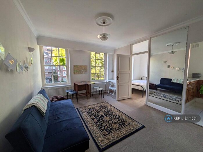 2 Bedroom Flat To Rent In Tadema House, London, NW8