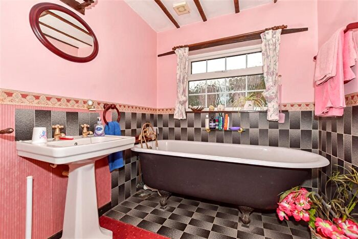 2 Bedroom Cottage For Sale In Napchester Road, Whitfield, Dover, Kent, CT16