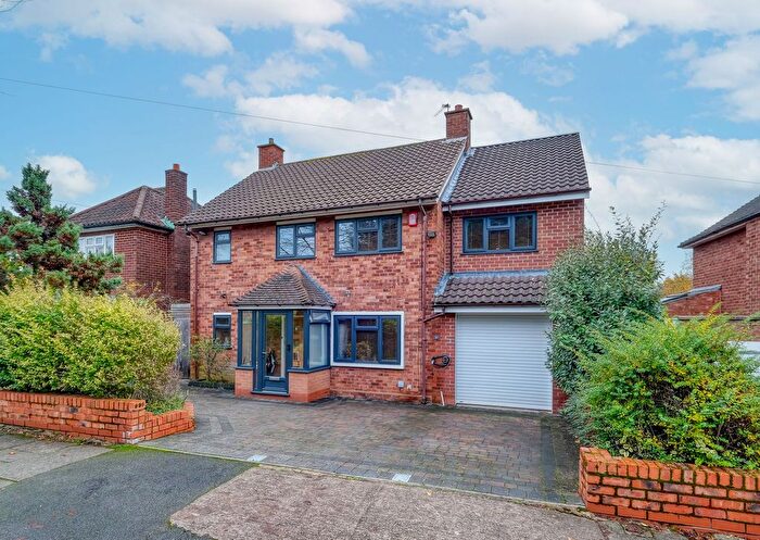 4 Bedroom Detached House For Sale In Grassmoor Road, Birmingham, B38