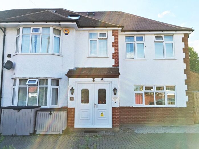 8 Bedroom Semi Detached House For Sale In Hogarth Gardens, Hounslow, TW5