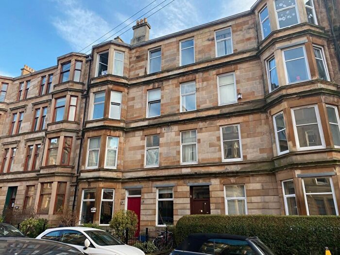 3 Bedroom Flat To Rent In Roslea Drive, Dennistoun, G31