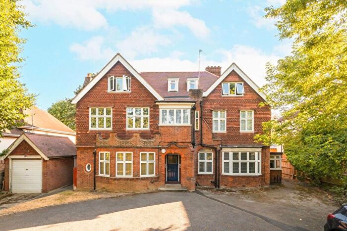 Studio For Sale In Corkran Road, Surbiton, KT6