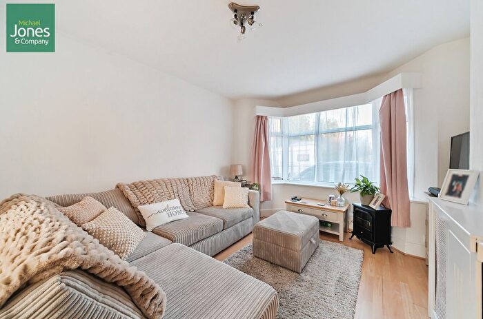 3 Bedroom Semi-Detached House To Rent In Penfold Road, Worthing, West Sussex, BN14