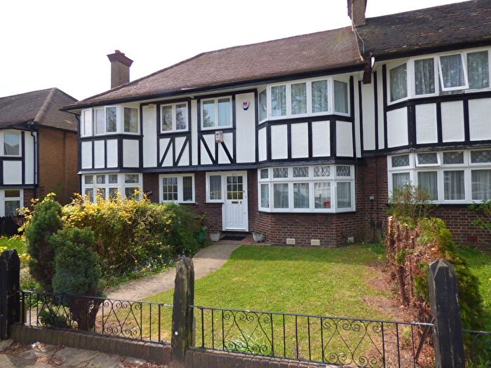 3 Bedroom Terraced House To Rent In Princes Gardens, London, W3