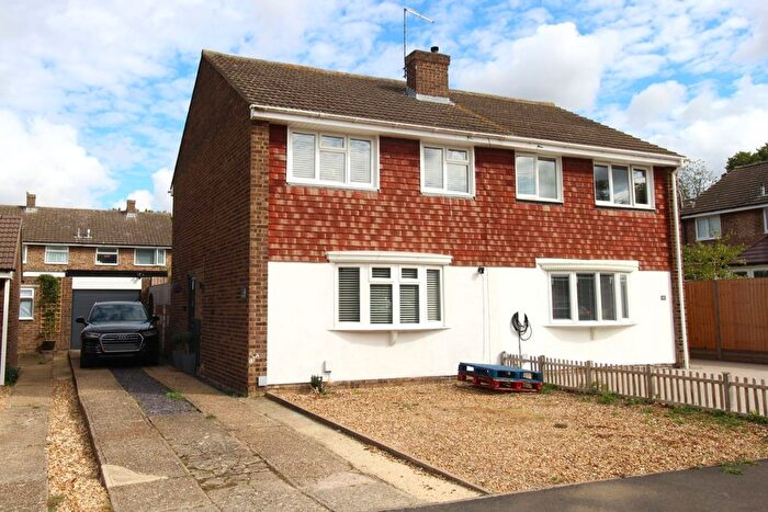 3 Bedroom Semi-Detached House For Sale In Swansholme Gardens, Sandy, SG19