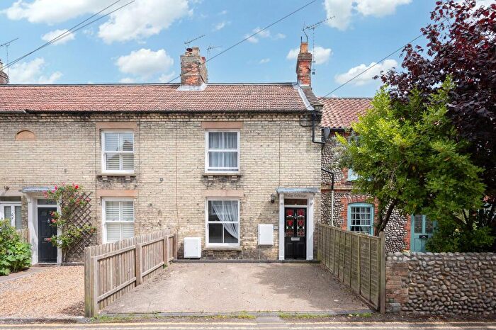 3 Bedroom Terraced House For Sale In Period Three Bedroom Cottage In Holt, NR25