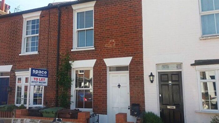 2 Bedroom House To Rent In Culver Road, St Albans, AL1