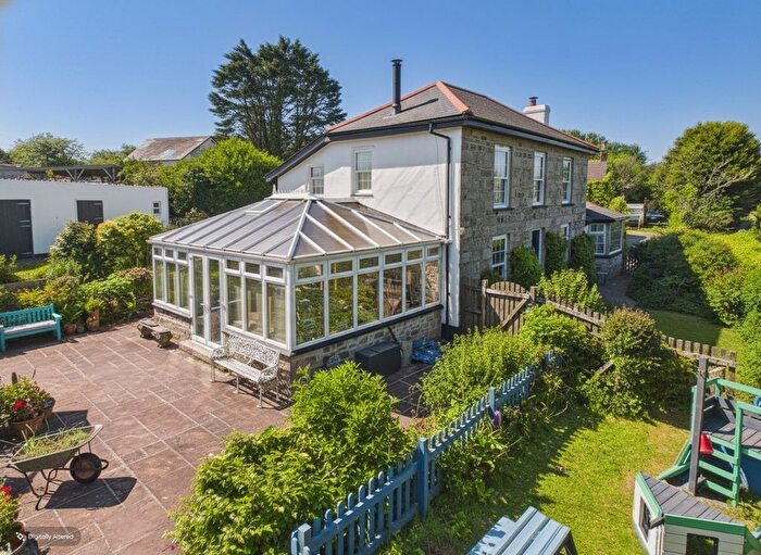 5 Bedroom Property For Sale In Trevethan, Redruth, TR16