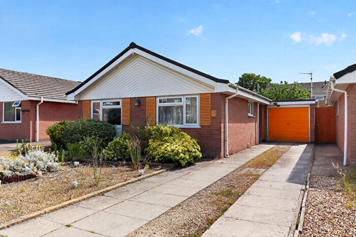 2 Bedroom Detached Bungalow For Sale In Rodney Drive, Christchurch, BH23