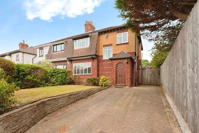 3 Bedroom Semi-Detached House For Sale In Glenavon Road, Prenton, CH43