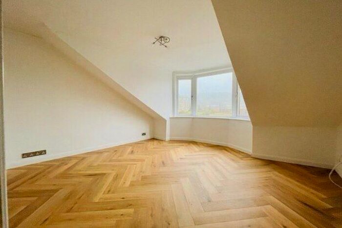 1 Bedroom Flat To Rent In Wellington Street, Greenock, PA15