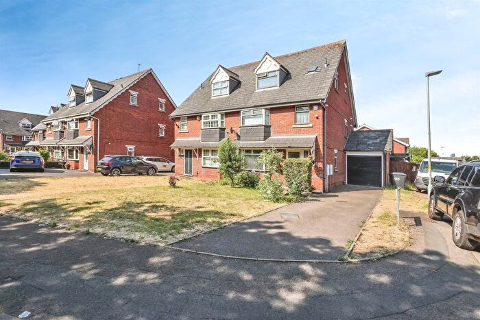 6 Bedroom Semi-Detached House For Sale In College Road, Saltley, Birmingham, B8