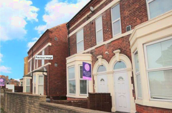 8 Bedroom Semi-Detached House To Rent In Radcliffe Road, Nottingham, NG2