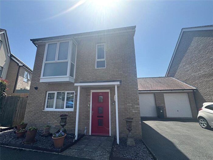 3 Bedroom Link Detached House For Sale In Consort Gardens, East Cowes, Isle Of Wight, PO32