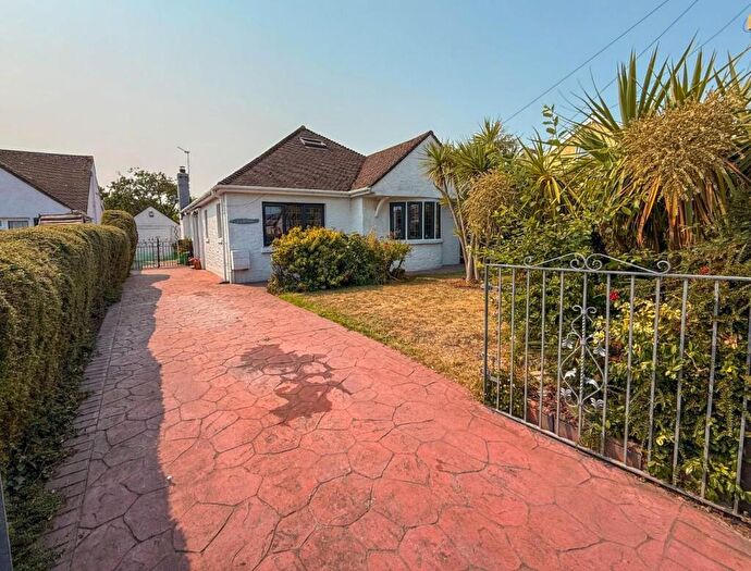 3 Bedroom Detached Bungalow For Sale In Clinton, Eagleswell Road, Boverton, Llantwit Major, Vale Of Glamorgan, CF61