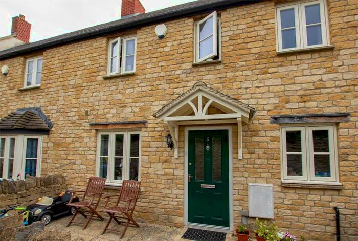 2 Bedroom End Of Terrace House To Rent In Worley Walk, High Street, Witney, OX28