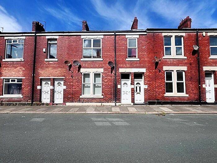 2 Bedroom Apartment For Sale In Stanley Street, Rosehill, NE28