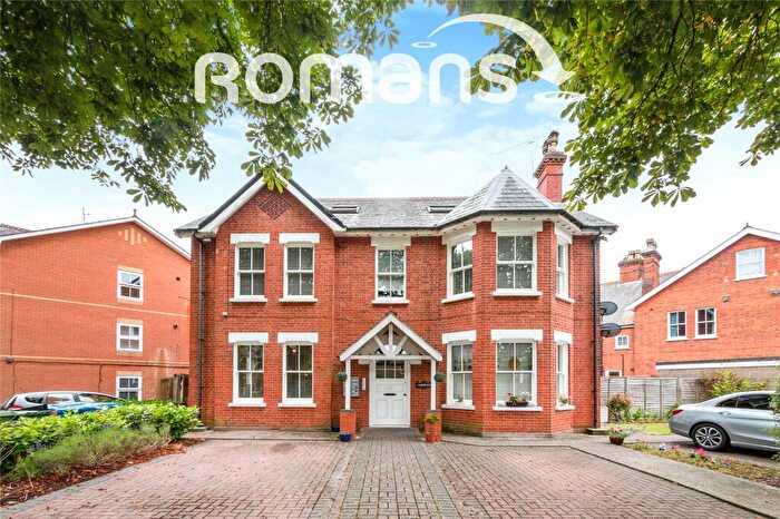 1 Bedroom Flat To Rent In Church Circle, Farnborough, Hampshire, GU14