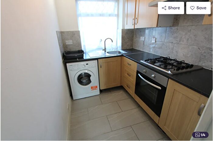 1 Bedroom Flat To Rent In Woodstock Way, Mitcham, CR4