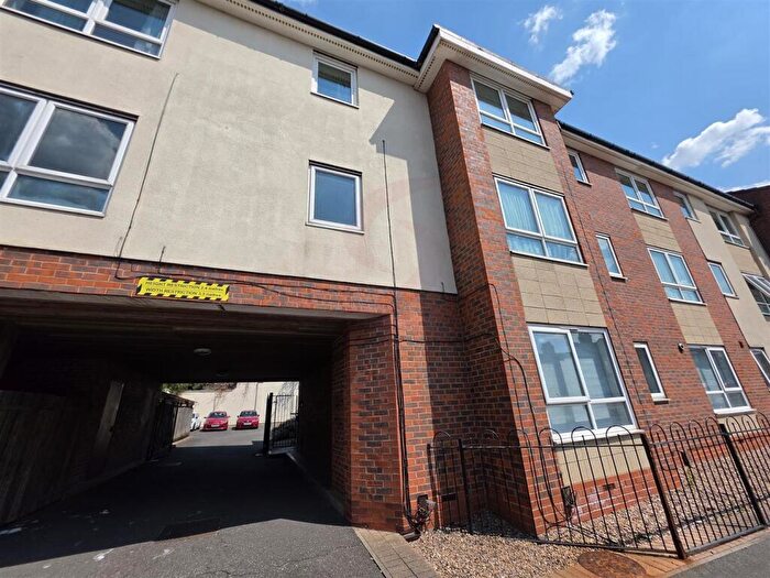 2 Bedroom Apartment To Rent In Welford Road, Castle, Leicester, LE2