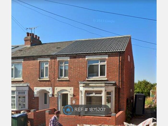 3 Bedroom Semi-Detached House To Rent In Beresford Avenue, Coventry, CV6