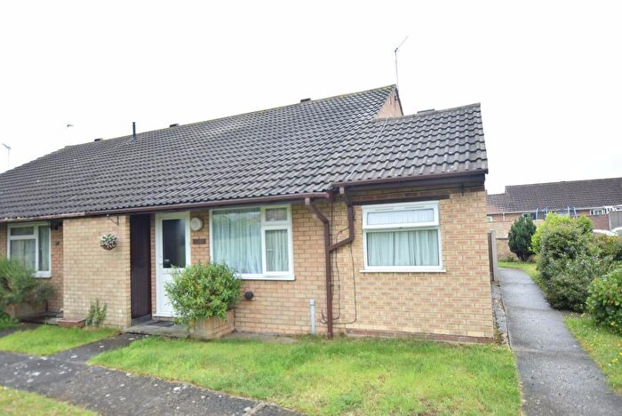 3 Bedroom Bungalow For Sale In Muswell Walk, Clacton-on-Sea, CO16