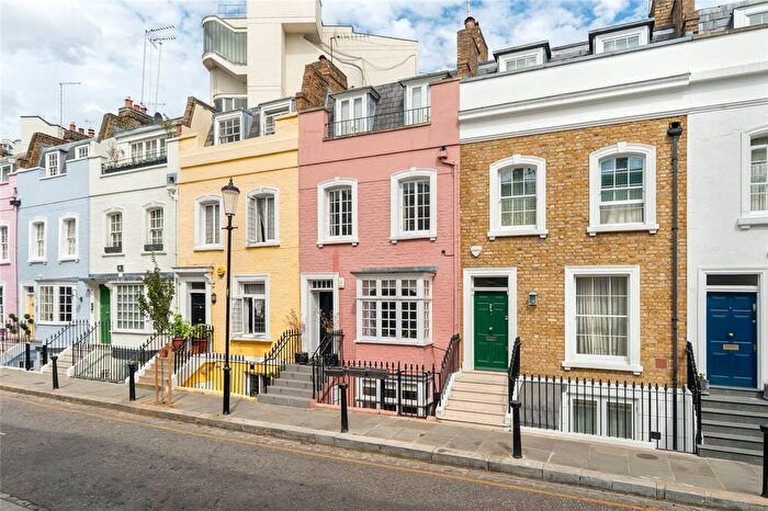 3 Bedroom Terraced House For Sale In Bywater Street, Chelsea, SW3