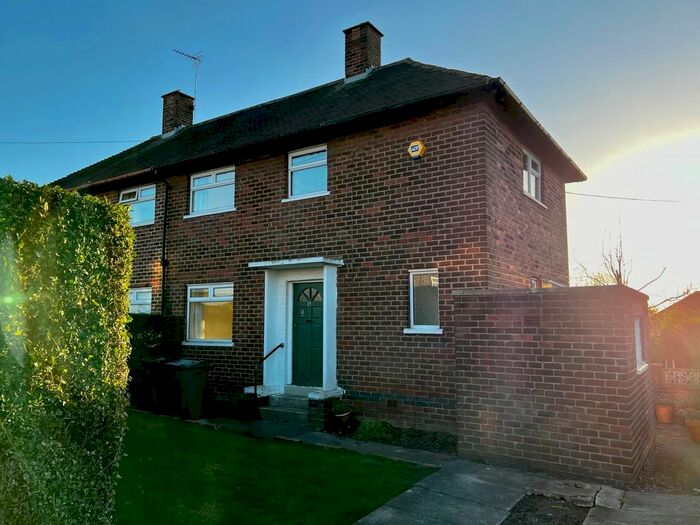 2 Bedroom Semi-Detached House To Rent In Ulley Road, Sheffield S13