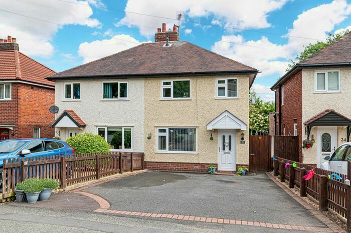 4 Bedroom Semi-Detached House To Rent In Hillside Road, Frodsham, WA6