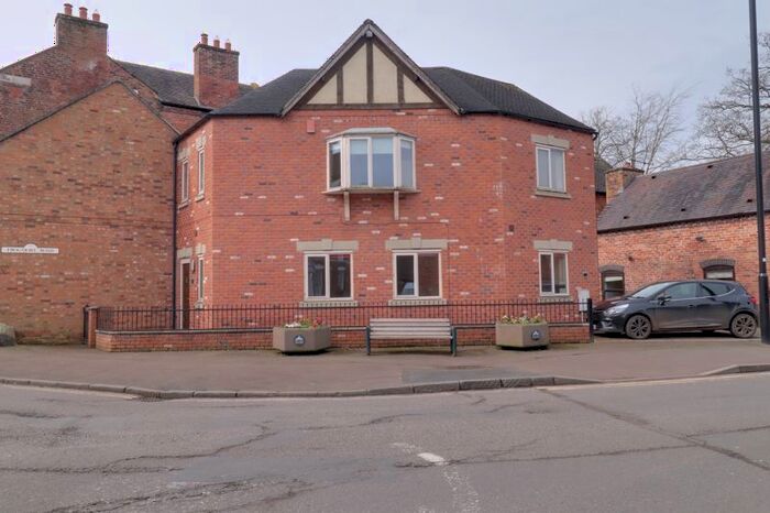4 Bedroom Town House To Rent In Shropshire Street, Market Drayton, TF9
