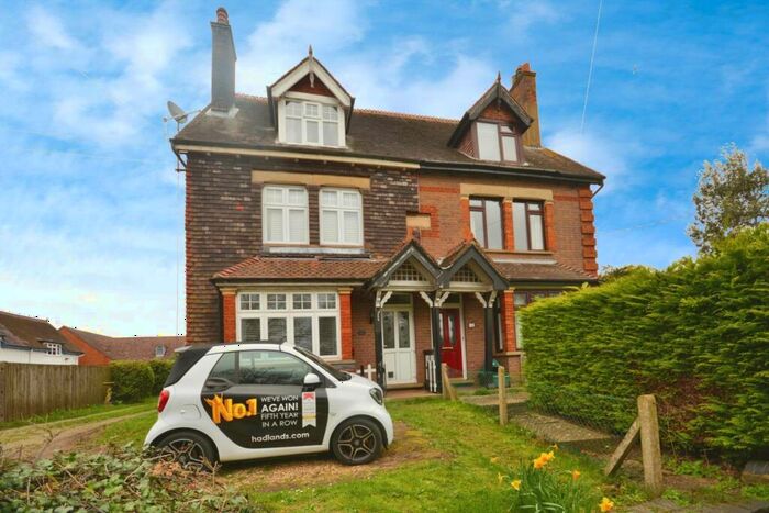 1 Bedroom Apartment To Rent In Orchard Leigh Villas, Chesham, HP5