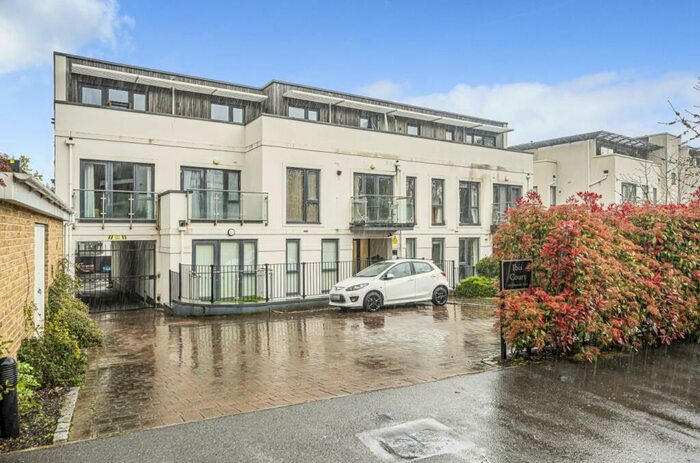 2 Bedroom Flat To Rent In Albemarle Road Beckenham, BR3