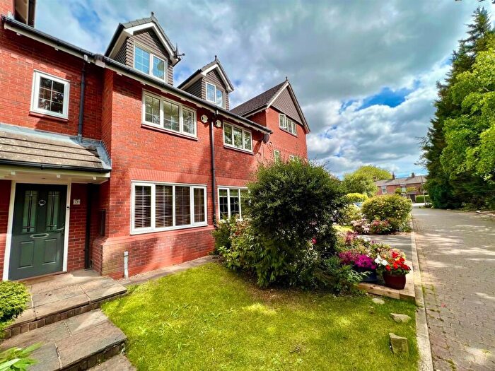 4 Bedroom Town House For Sale In Abbey Court, Poynton, Stockport, SK12