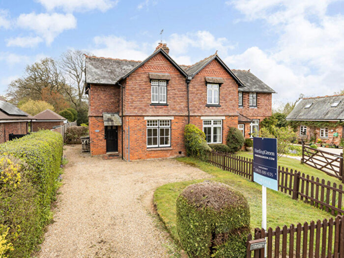 2 Bedroom Semi Detached House For Sale In Woolton Hill Road, Newbury, RG20