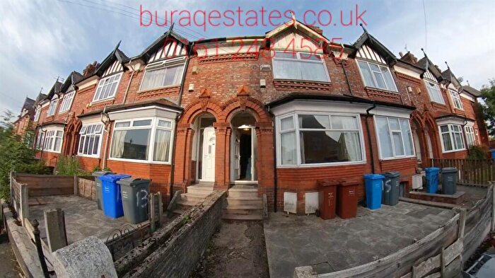 7 Bedroom House To Rent In Longford Place, Manchester, M14