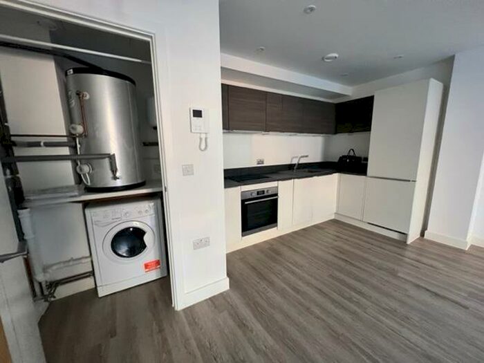 1 Bedroom Apartment To Rent In Broadway, Peterborough, PE1