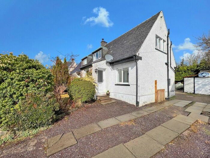 3 Bedroom Semi-Detached House For Sale In Cruachan Cottages, Taynuilt, PA35