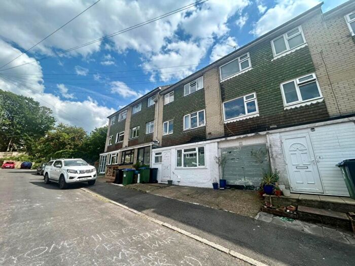 3 Bedroom House To Rent In Hillyfield, Lewes, BN7