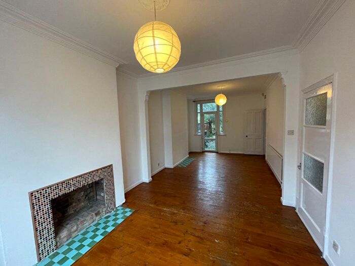 3 Bedroom Terraced House To Rent In Adderley Road, Leicester, LE2