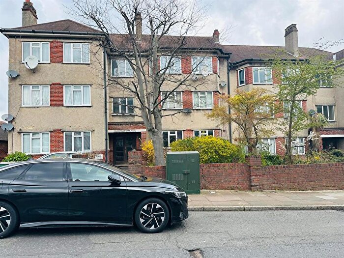 2 Bedroom Flat For Sale In Marlborough Hill, Harrow, HA1